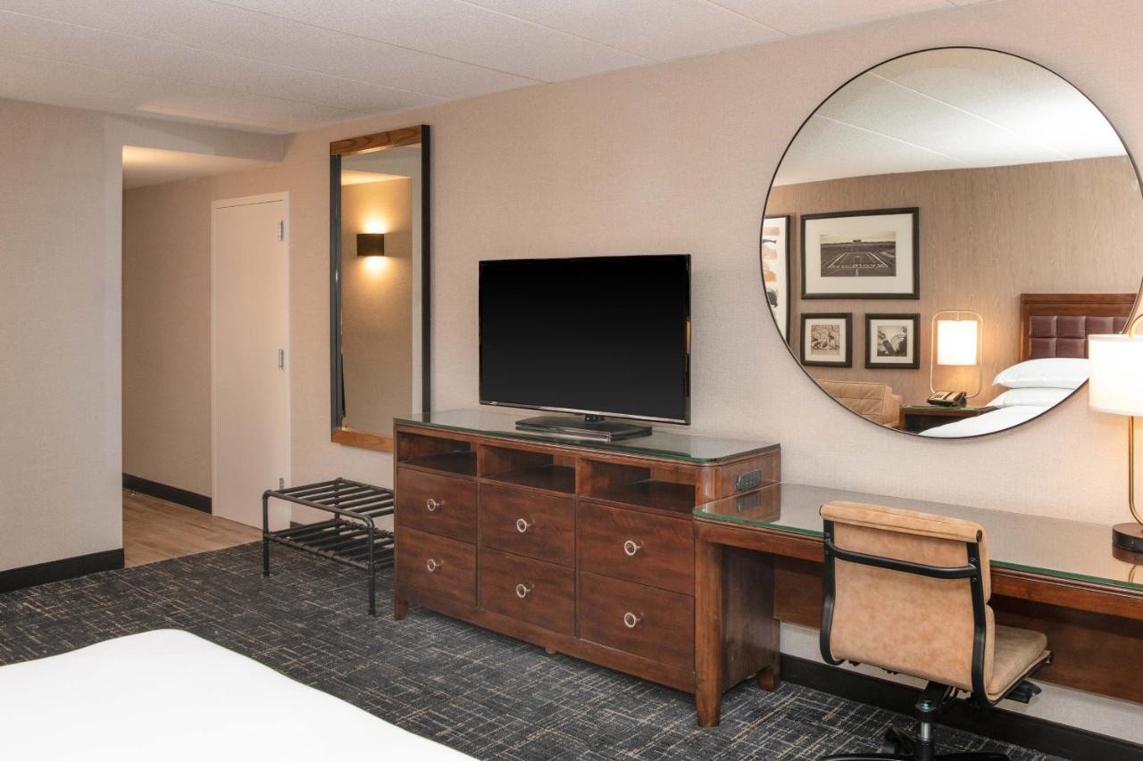 Sheraton Ann Arbor Hotel Eksteriør billede